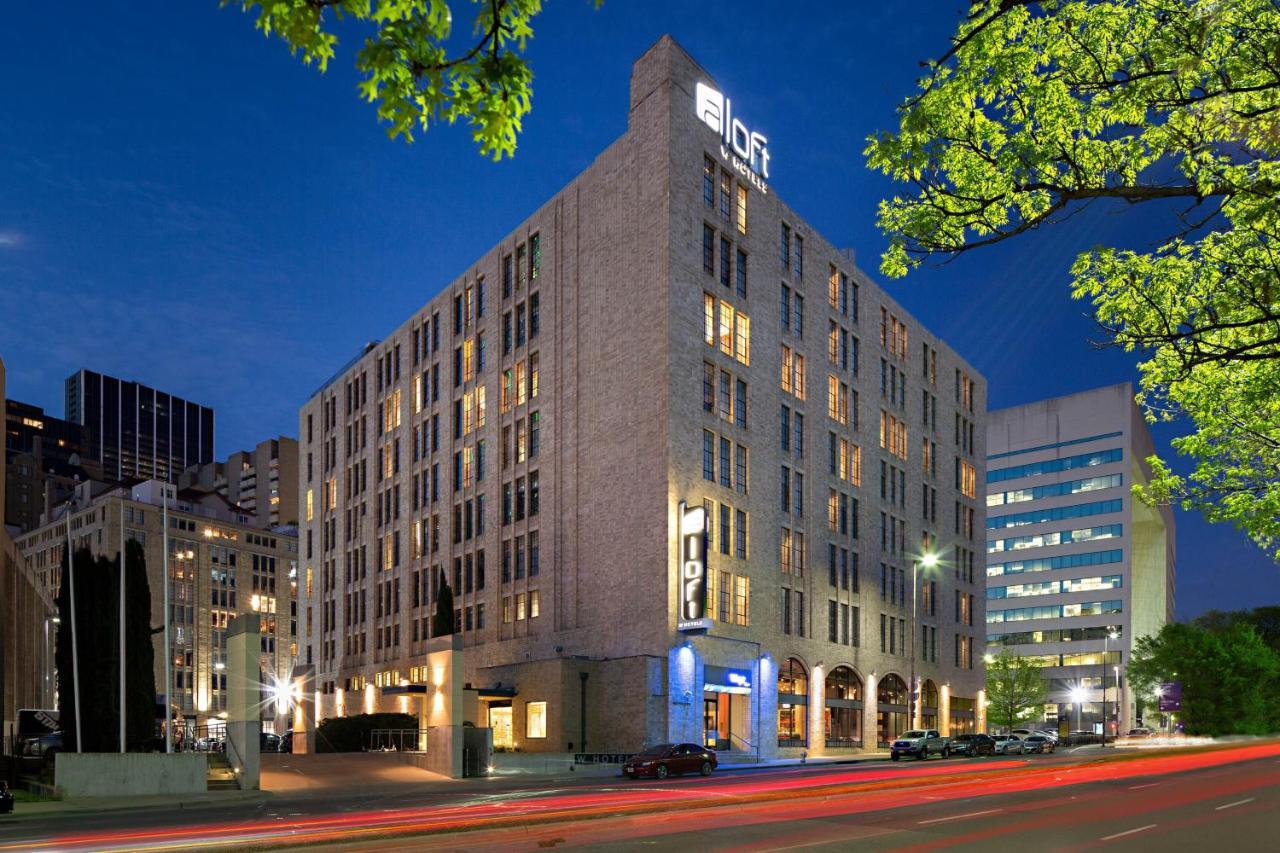 Aloft Dallas Downtown Exterior photo